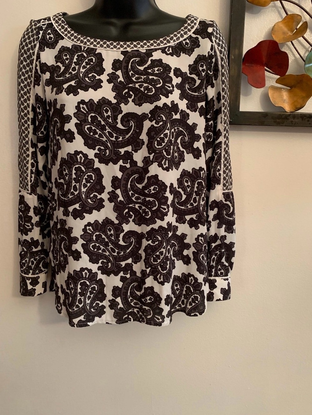 LOFT White and Black Paisley Long-Sleeve Top Petite Size XXSP